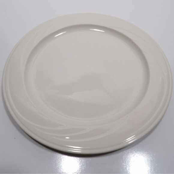 Syracuse China White Dinner Plate 10.5" Classic Design Durable - Picture 1 of 7